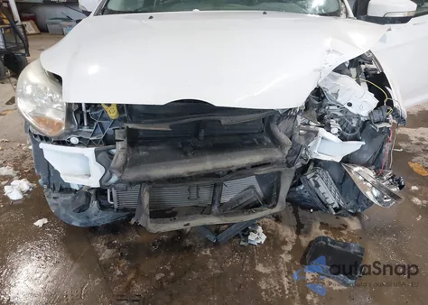 2014 Ford Focus Se from USA, damaged, VIN 1FADP3F2XEL117958